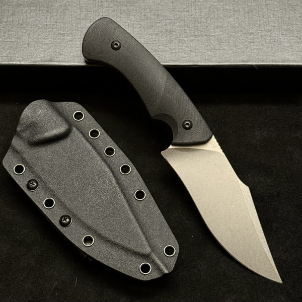 Тежък тактически/ловен нож Der HUNT 725, фултанг, стомана D2 , дръжка G10, тактическа кания KYDEX